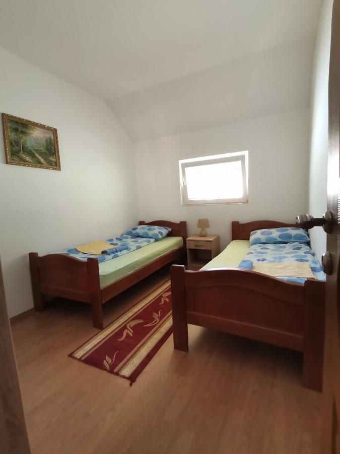 Apartment Osmajic Плужине Экстерьер фото